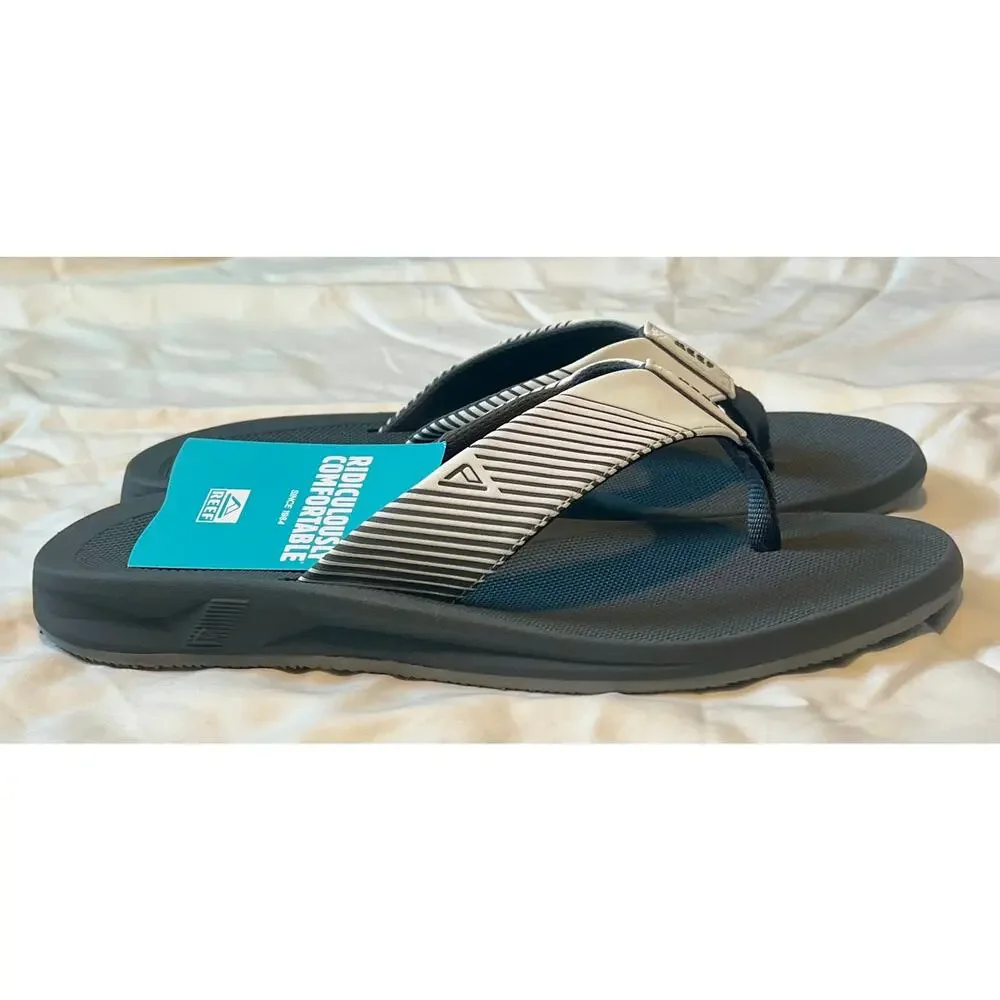 REEF Phantom II Men's Grey White Flip Flops Sandals Size 9 NWT